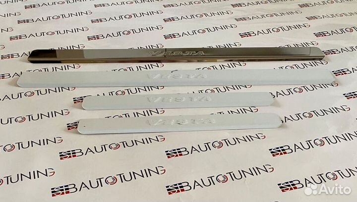 Накладки на пороги LADA Vesta SW (хром)