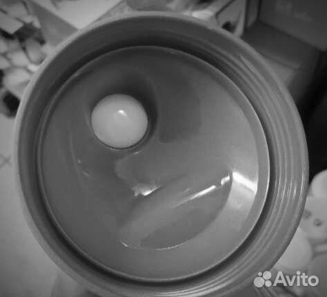 Шейкер с держателем и пружиной 700 мл. (новый)