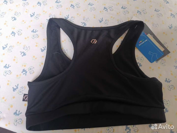 Спортивная майка топ