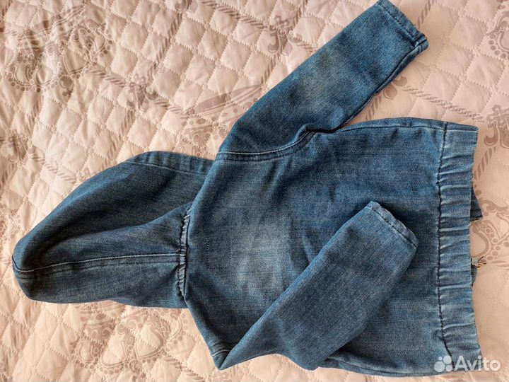 Джинсовая куртка для девочки с капюшоном