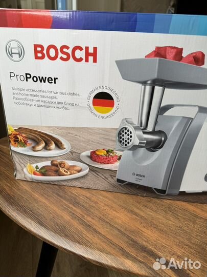 Мясорубка Bosch ProPower MFW66020