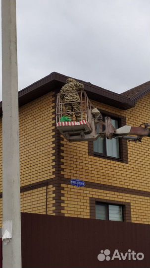 Новогоднее оформление гирляндами бахрома