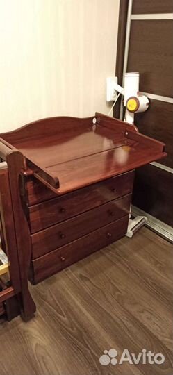 Кроватка и комод с пеленальным столиком Лель