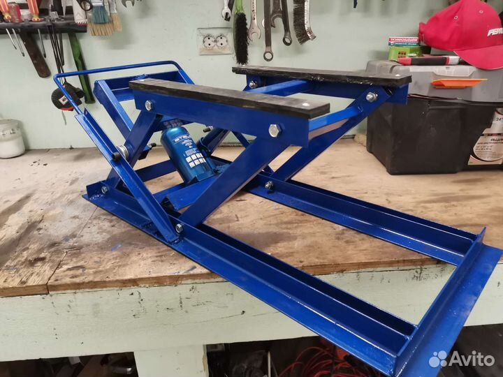 Домкрат для мотоцикла