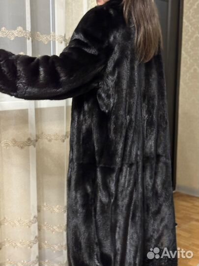 Продается норковая шуба