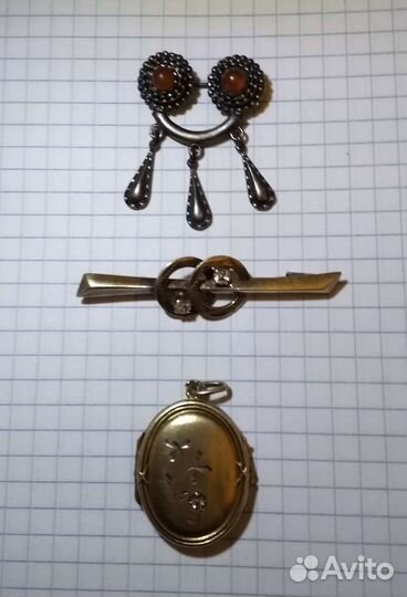 Брошь серебро 875 пробы