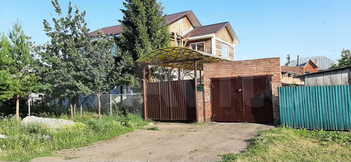 Дом 157 м² на участке 8,2 сот.