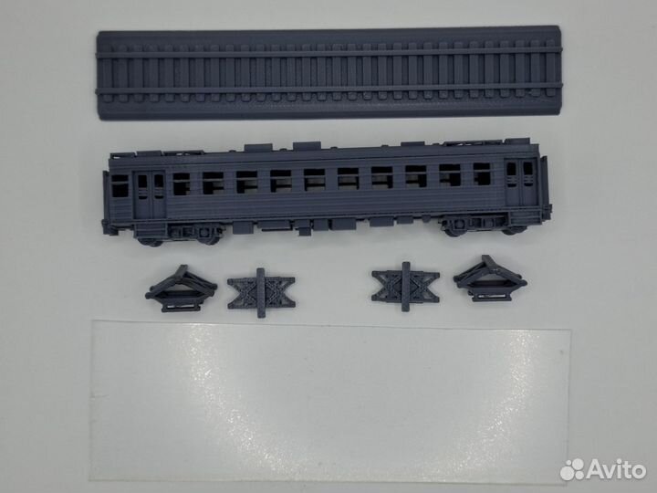Модель моторного вагона электросекции ср3 1/180