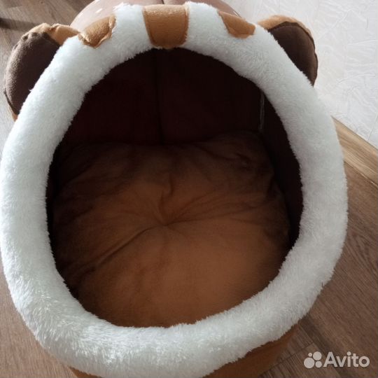 Домик для кошек и собак