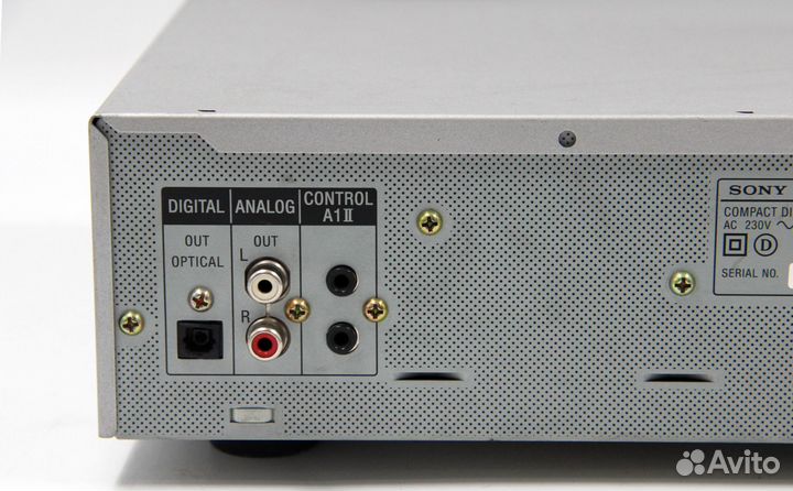 CD-проигрыватель Sony CDP-XE570