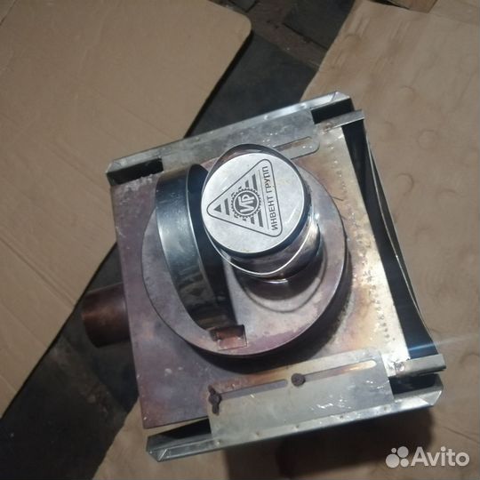 Палатка зимняя трехслойная с печкой в комплекте