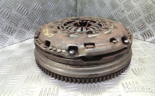 Маховик демпферный дизельный toyota corolla verso