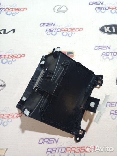 Накладка на центральную консоль Toyota Camry 55