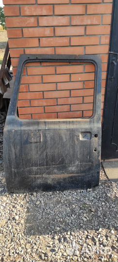 Продаю левая дверь газ 3307 новая