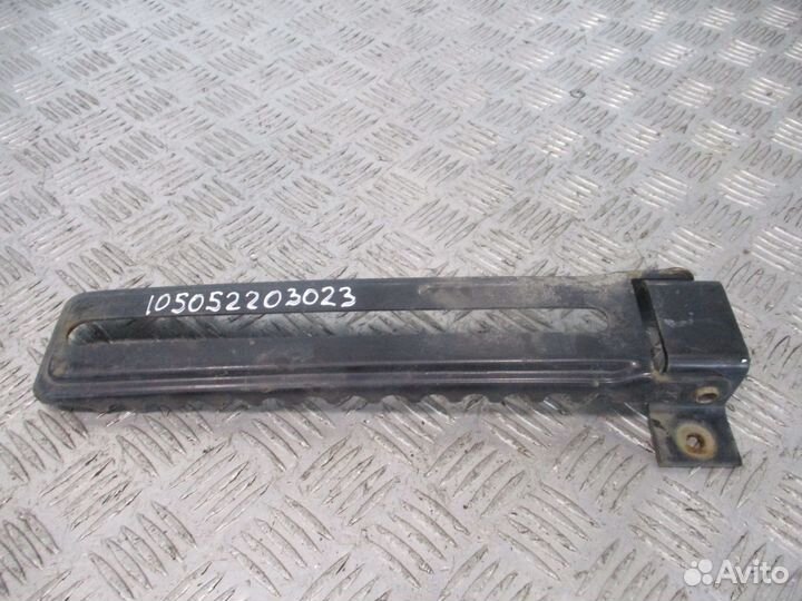 Кронштейн верхнего спойлера камаз 9417900612