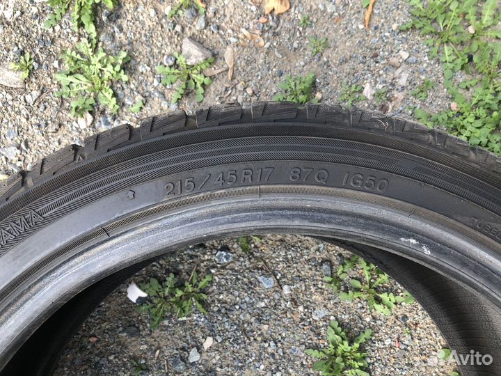 Yokohama Ice Guard IG50 215/45 R17