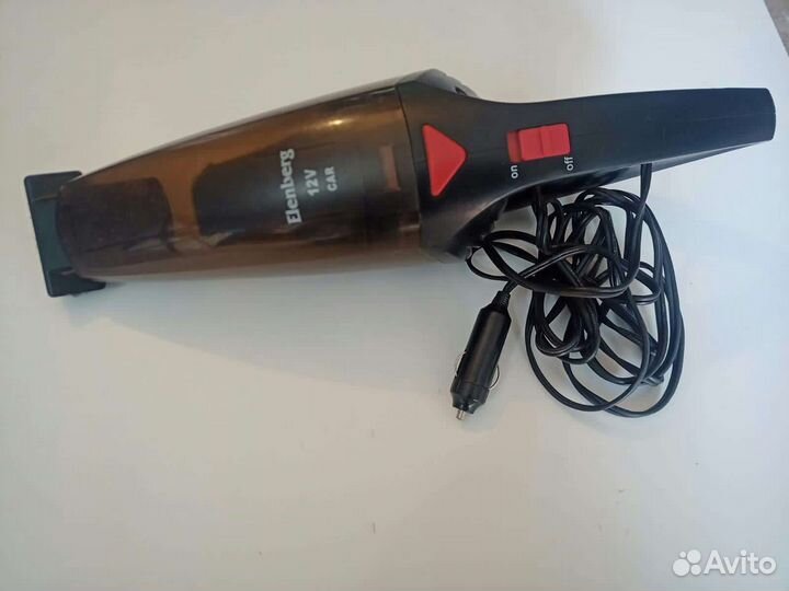 Автомобильный пылесос