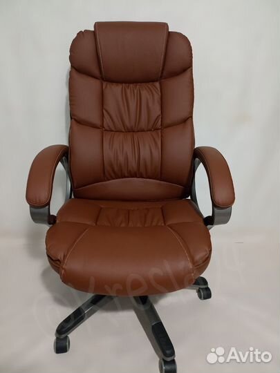 Компьютерное кресло из эко кожи. Новое