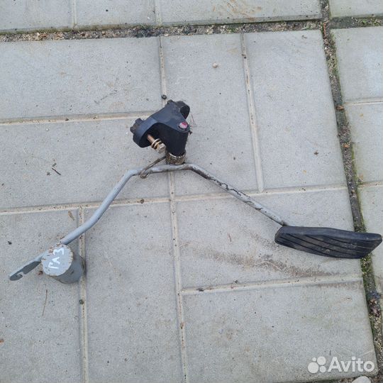 Педаль газа Byd F3