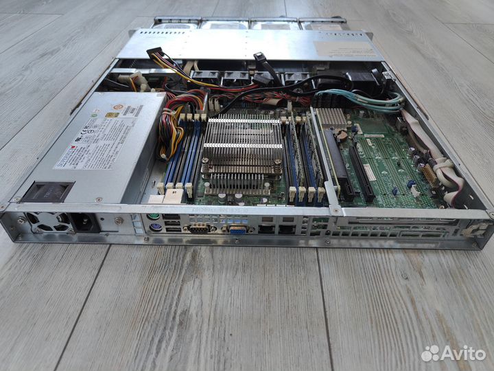 Сервер Supermicro (srvlegion SL1500)