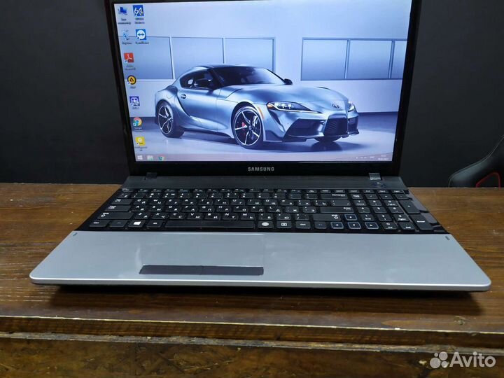 Ноутбук Samsung / бу / Pentium / 4GB / 320 HDD