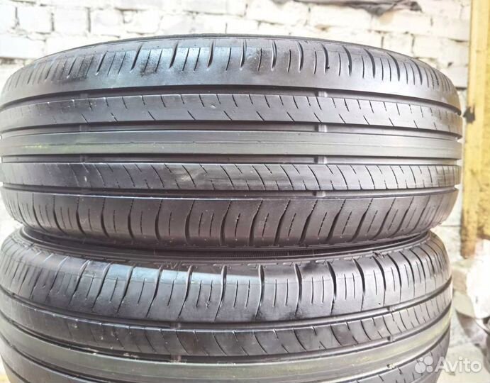 Dunlop Enasave EC300+ 215/60 R17 96H