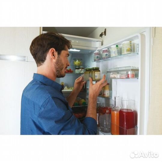 Встроенный холодильник Candy