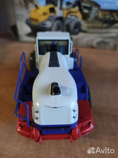 Модель колесного погрузчика Liebherr L586