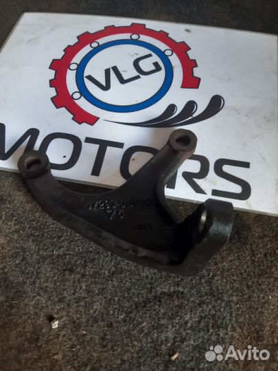 Кронштейн двигателя Toyota Avensis 2 2003 AZT250