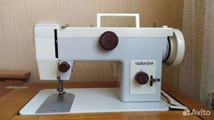 Швейная машина Чайка 134А