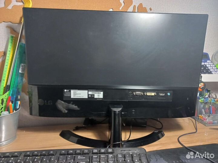 Монитор LG 24