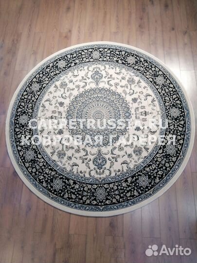 Ковер 2,40х2,40 м., турецкий новый