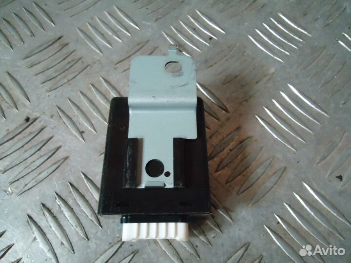 Реле поворотов 955501R000 Hyundai-Kia