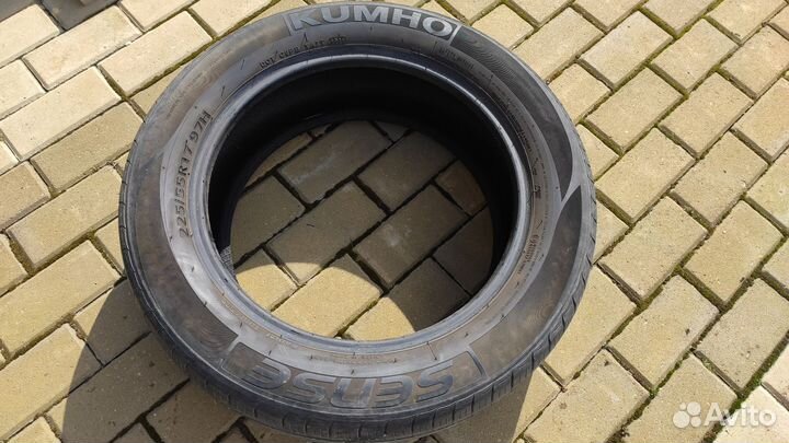 Kumho Sense KR26 225/55 R17 97H