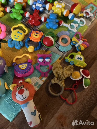 Развивающие игрушки пакетом