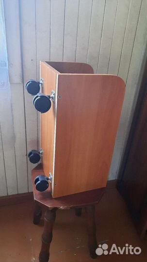 Подставка на колесах под системный блок Ролики