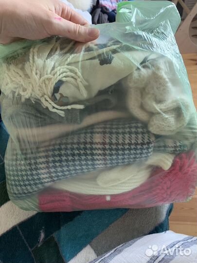 Женскте шапки и шарфы пакетом