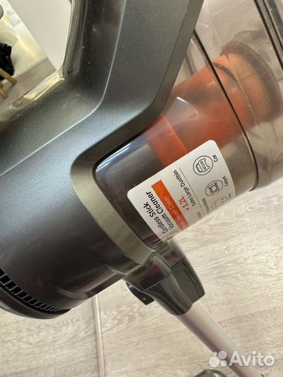 Вертикальный пылесос беспроводной