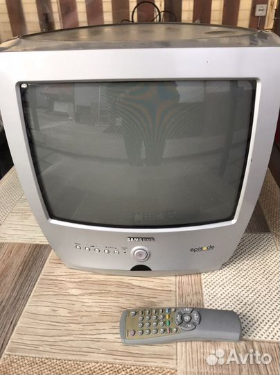 Телевизор samsung