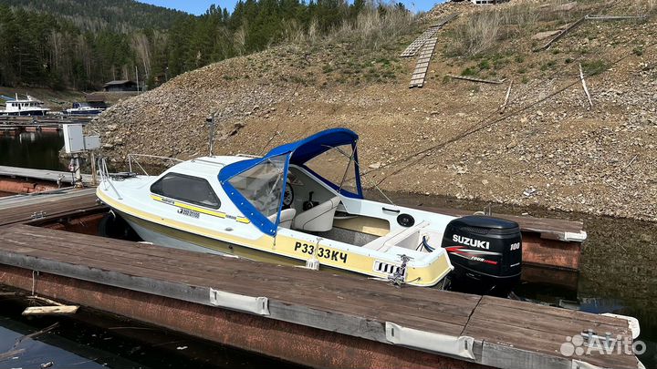 Прогулки на катере по Красноярскому морю