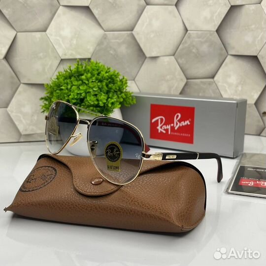 Солнцезащитные очки Ray Ban новинка