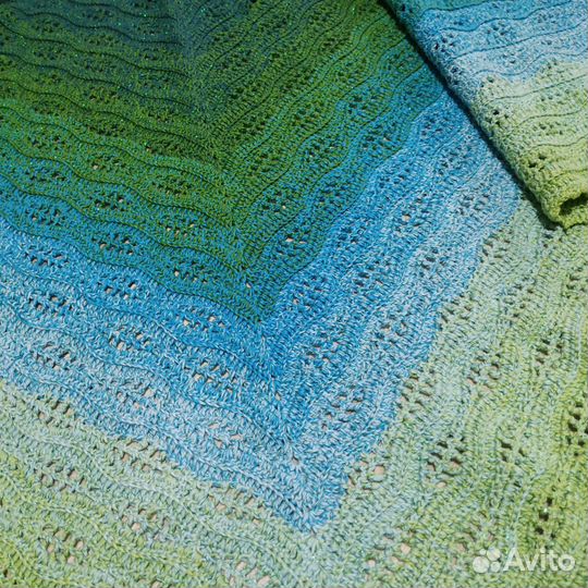 Бактус (шаль). Ручная работа