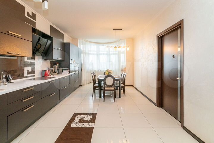 3-к. квартира, 165,7 м², 2/12 эт.