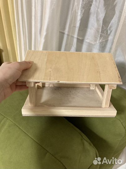 Кормушка для птиц