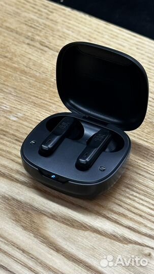 Продам наушники jbl wave 300 tws
