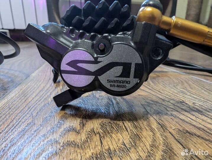 Тормоза Shimano saint br 820 (зад + перед)