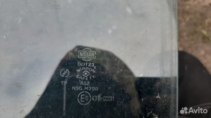 Ниссан Икс Трэйл Стекло переднее левое AS2 Лев