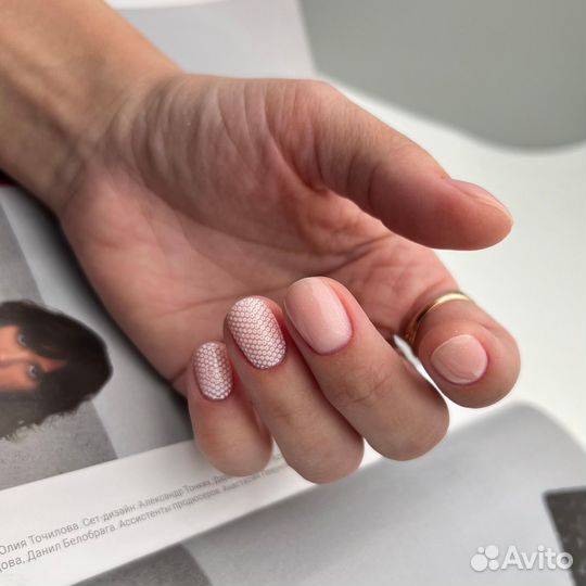 Маникюр с покрытием