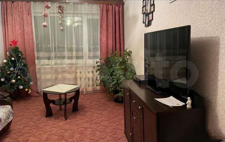 2-к. квартира, 52 м², 5/5 эт.