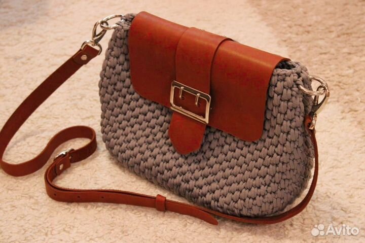 Сумка из полиэфирного шнура с кожаной фурнитурой